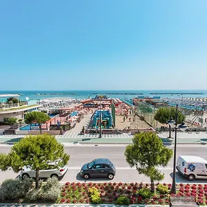 Bed & Breakfast Elisabetta Frontemare, Cesenatico